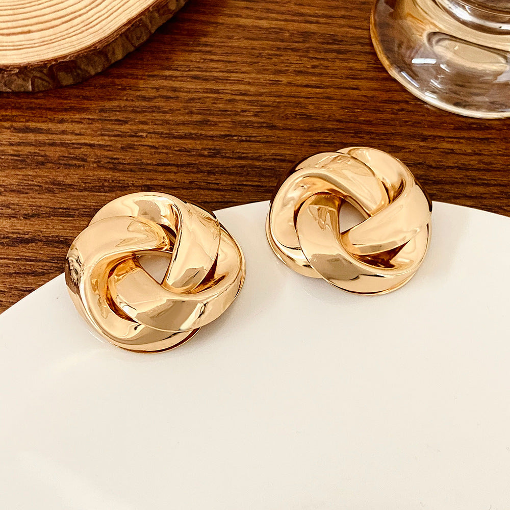 All-match Twisted Alloy Stud Earrings For Women - URBAN METRO