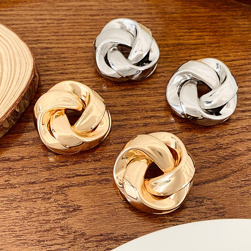 All-match Twisted Alloy Stud Earrings For Women - URBAN METRO
