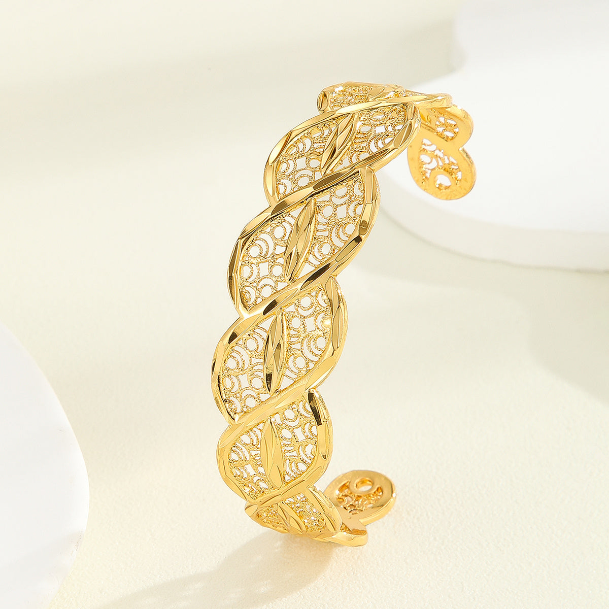 1pcs Fashion Copper Plated 18K Gold Diamond Pattern Bracelet, Fried Dough Twists Rope Open Bracelet - URBAN METRO