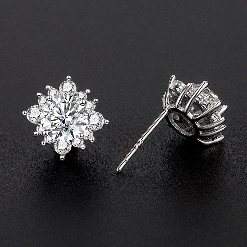 Sterling Silver Needle Moissanite Simple Flower Stud Earrings - URBAN METRO