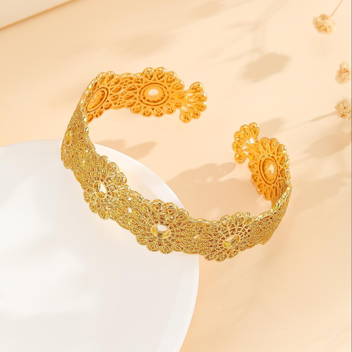 1pcs Luxury Style Gold Bracelet Hollowed Out Lace Flower Design Wedding Gold Jewelry - URBAN METRO