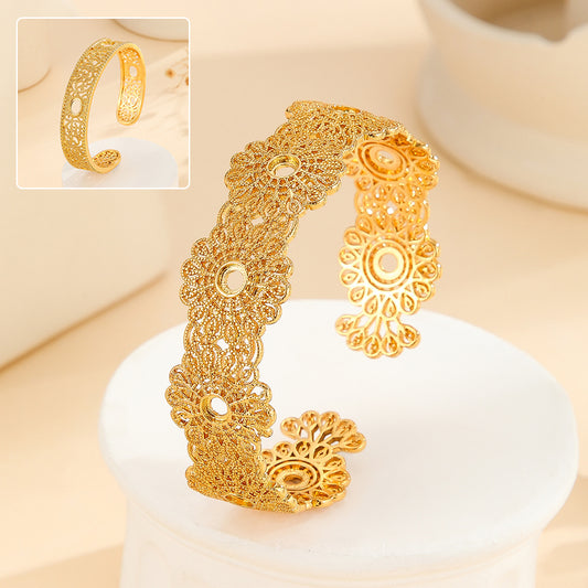 1pcs Luxury Style Gold Bracelet Hollowed Out Lace Flower Design Wedding Gold Jewelry - URBAN METRO