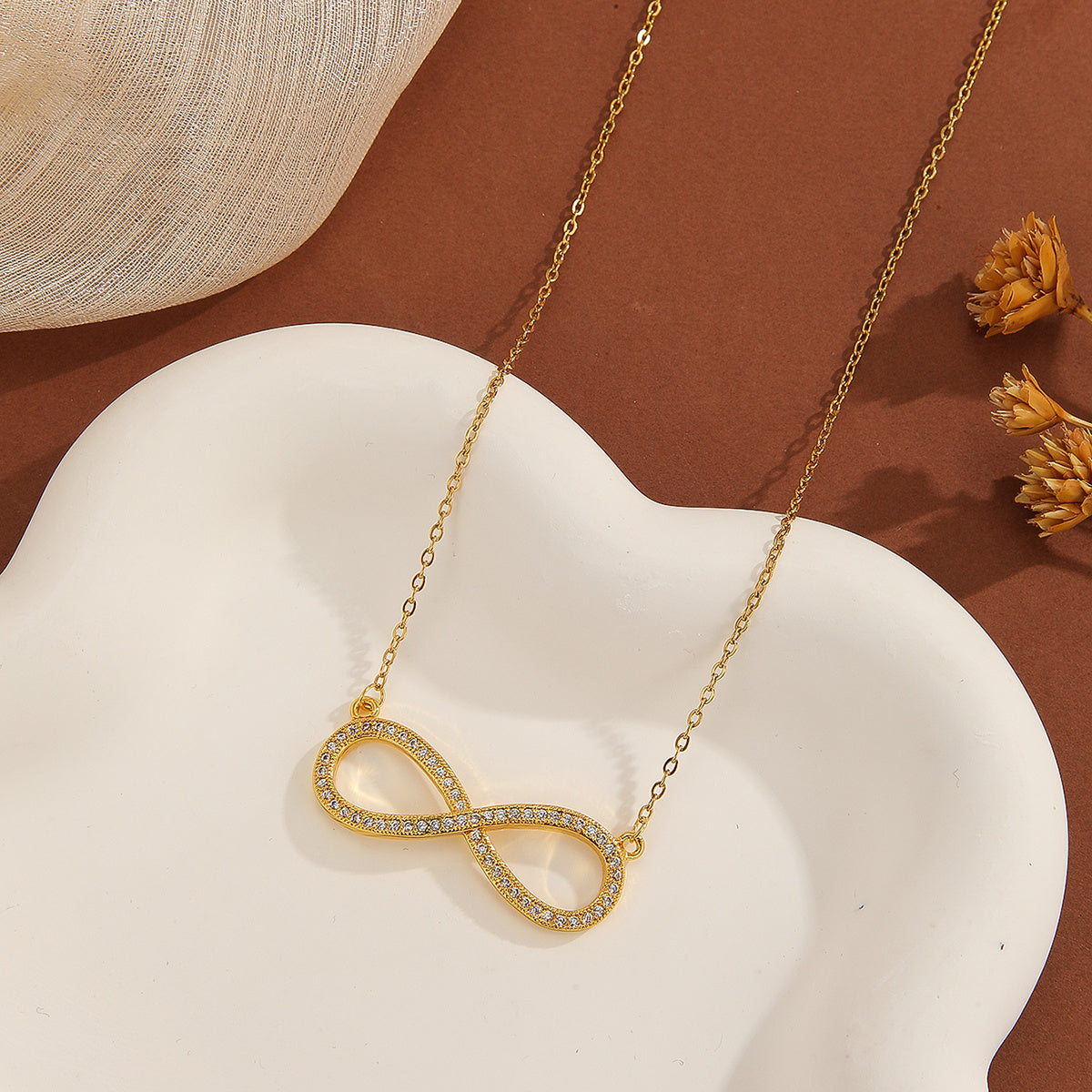 1pcs Simple Exquisite Inlaid Sparkling Diamond Symbol 8,Letter Love Pendant Necklace, Suitable For Women's Daily Wear, A Holiday Gift For Wives And Mothers - URBAN METRO