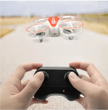 Four-Axis Drone Without Camera – Stable RC Quadcopter with Easy Controls