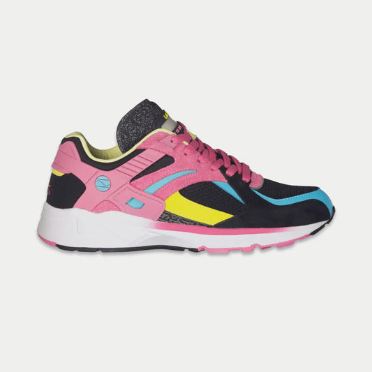 LA Gear Women's Catapult Light-Up Lowtop | Black x Pink - URBAN METRO
